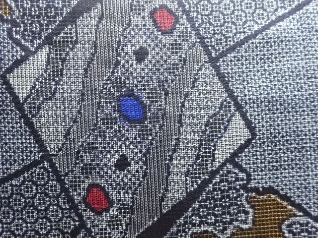 JAPANESE KIMONO / ANTIQUE KIMONO / SILK / DOROZOME / OSHIMA TSUMUGI / WOVEN FLOWER